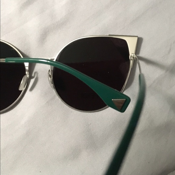 FENDI
Iridia Sunglasses FF 0190 Palladium Pink main image 5